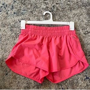 Lululemon Tracker 3” Short Size 4